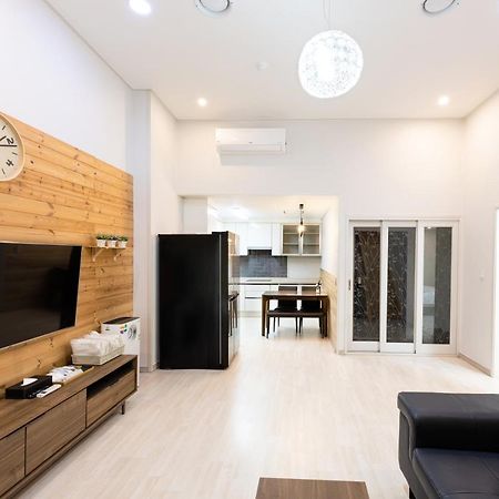 Ytt Hotel Nampo Busan Exteriör bild